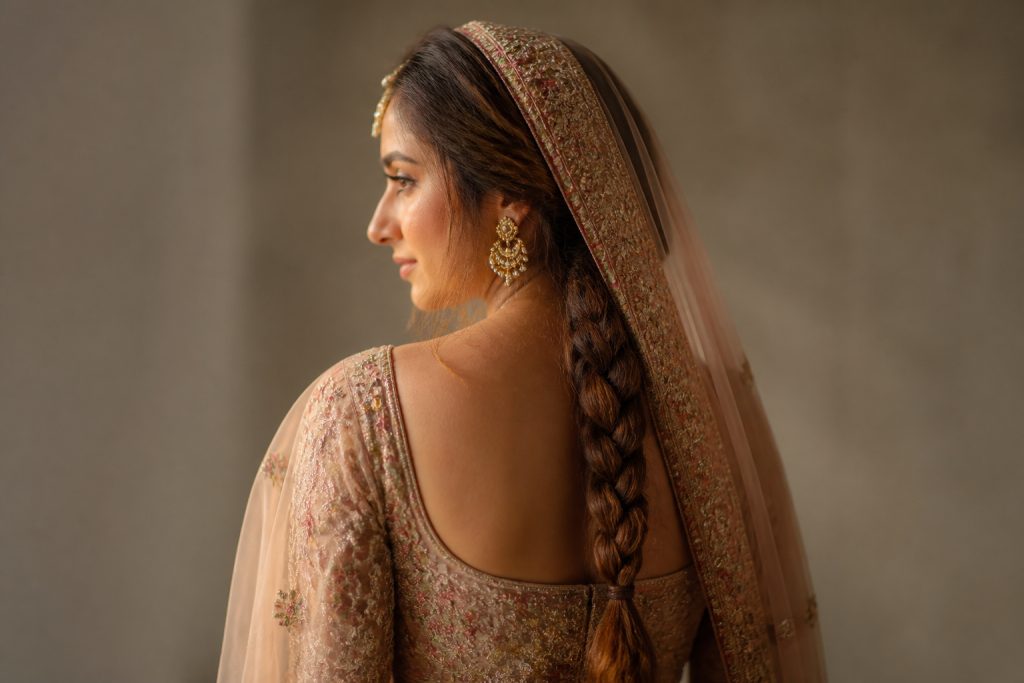 How to Secure Your Bridal Choti Under a Dupatta Without Pins Showing