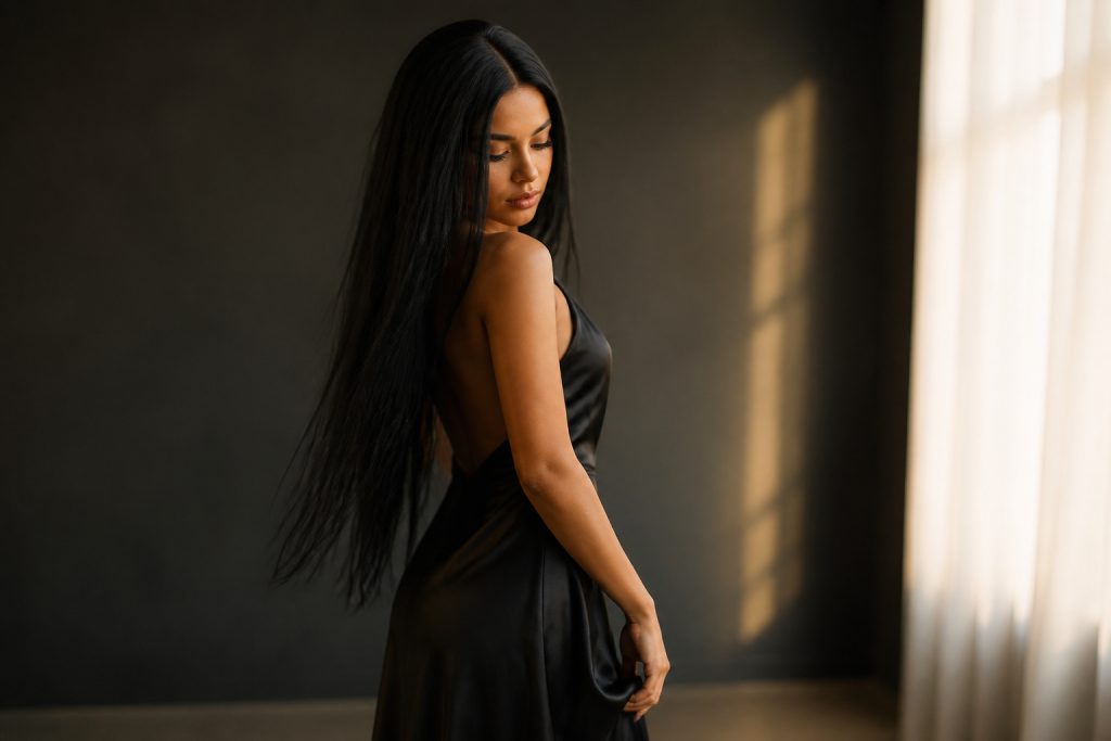 17 Morticia Addams Outfit Ideas for a Dark, Elegant Halloween